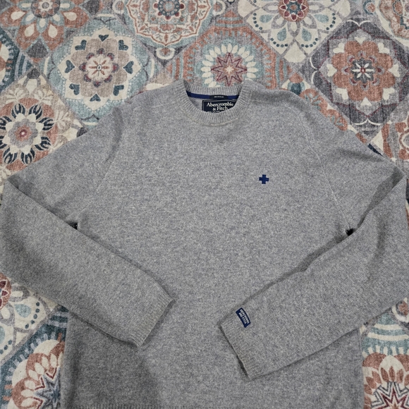 Abercrombie & Fitch Other - Abercrombie & Fitch Gray Men's Sweater